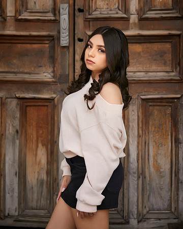 8X10 #1071 YADIRA ADRIANA AADR7005