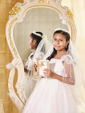 27 JULIO #7445 IRMA FLORES _ESQL4598
