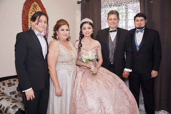 6637 GLORIA LAURA ALFARO-AADR0496