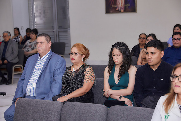 6637 GLORIA LAURA ALFARO-AADR0565
