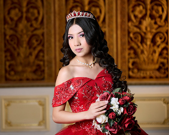 8X10 #7411 MIRNA VITAL 225A5223