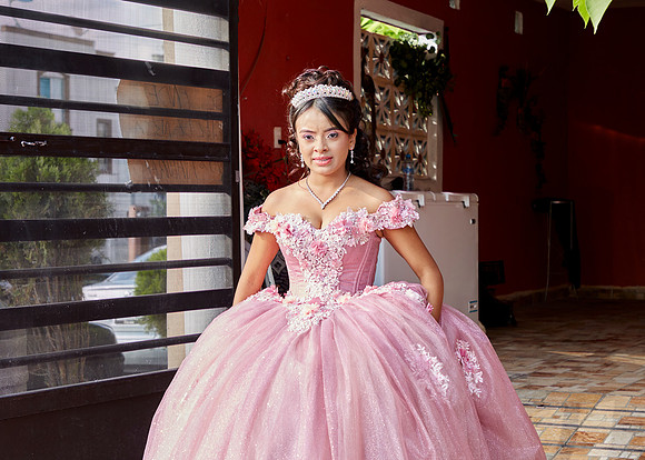 22-05-21 ERICKA BADILLO # 4905 _T4A3418