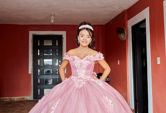 22-05-21 ERICKA BADILLO # 4905 _T4A3411