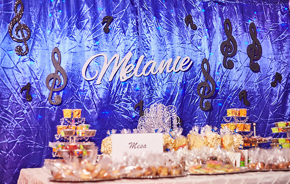 _MH_4553 --MELANIE--