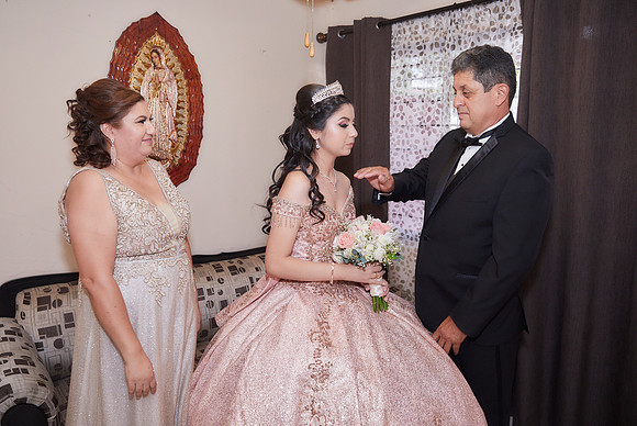 6637 GLORIA LAURA ALFARO-AADR0482