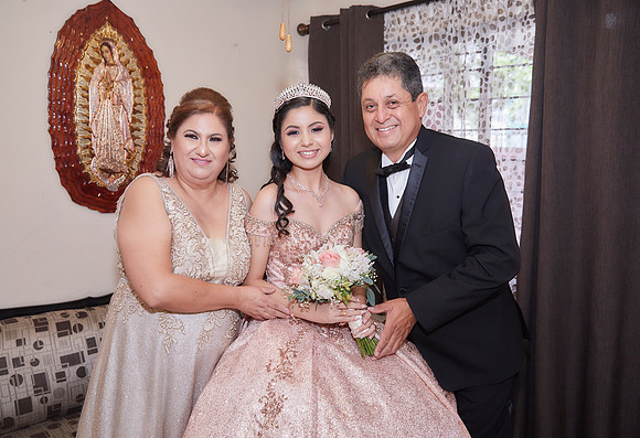 6637 GLORIA LAURA ALFARO-AADR0485