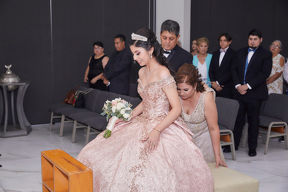 6637 GLORIA LAURA ALFARO-AADR0536