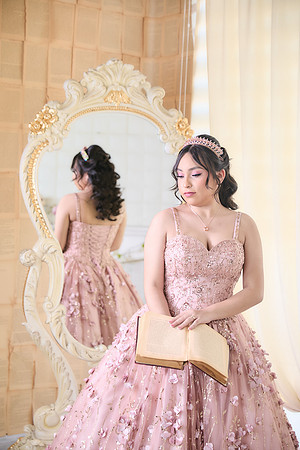 #1043 FLOR LARA AADR1252