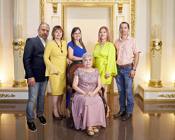 8X10 #7388 BLANCA IDALIA (GRUPO 6 PERSONAS BENJI)HBAM0224 - copia (4)