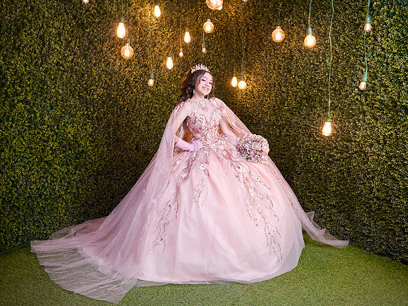 19 ABRIL 25-JUANA LUISA# 7779 AADR8766