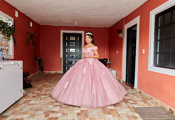22-05-21 ERICKA BADILLO # 4905 _T4A3408