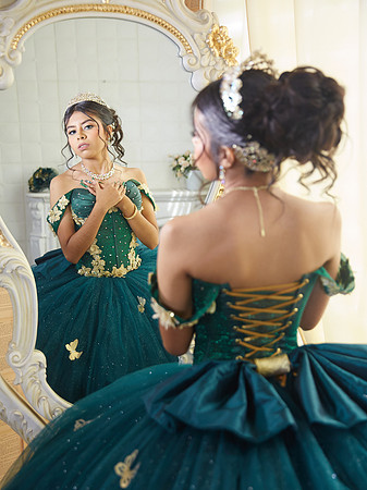 #7065 CINTHIA ELIZABETH CHAIRES (BENJI XV)HBAM6352